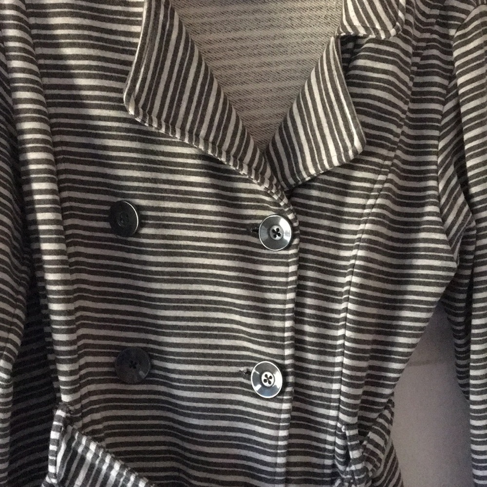 Jacket - Picture 4 of 7